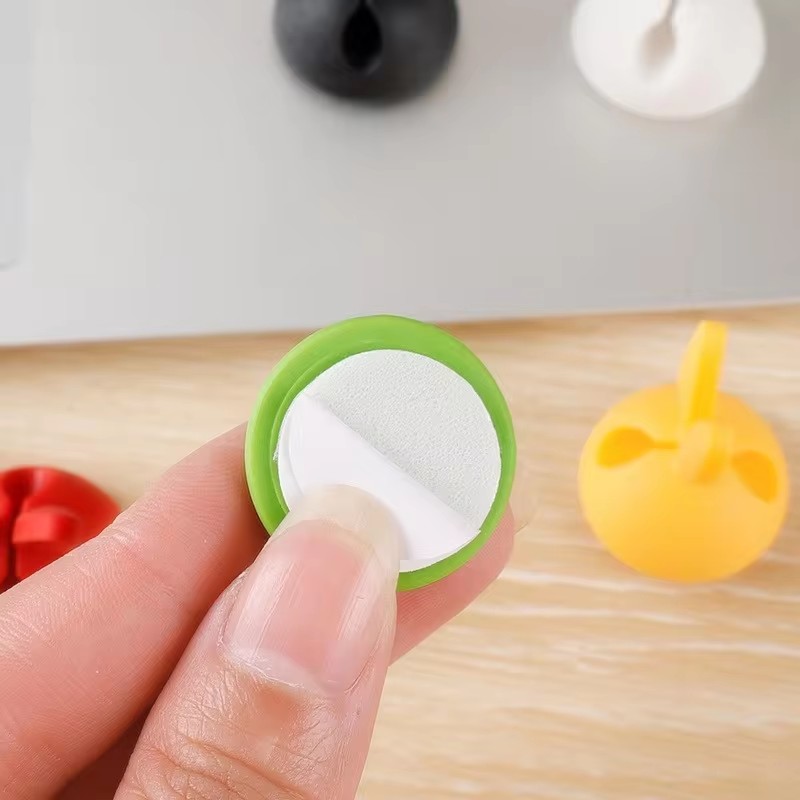 Cute Rabbit Ear Cable Manager  - Tippet Line recensione e prezzo
